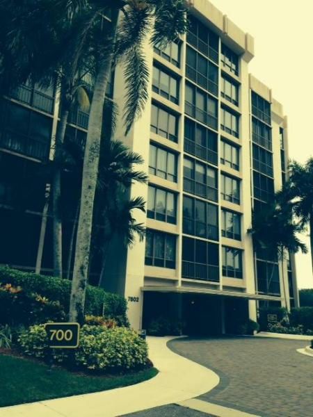 Vendido Recientemente: $20,000 (2 camas, 2 baños, 1325 Pies cuadrados)