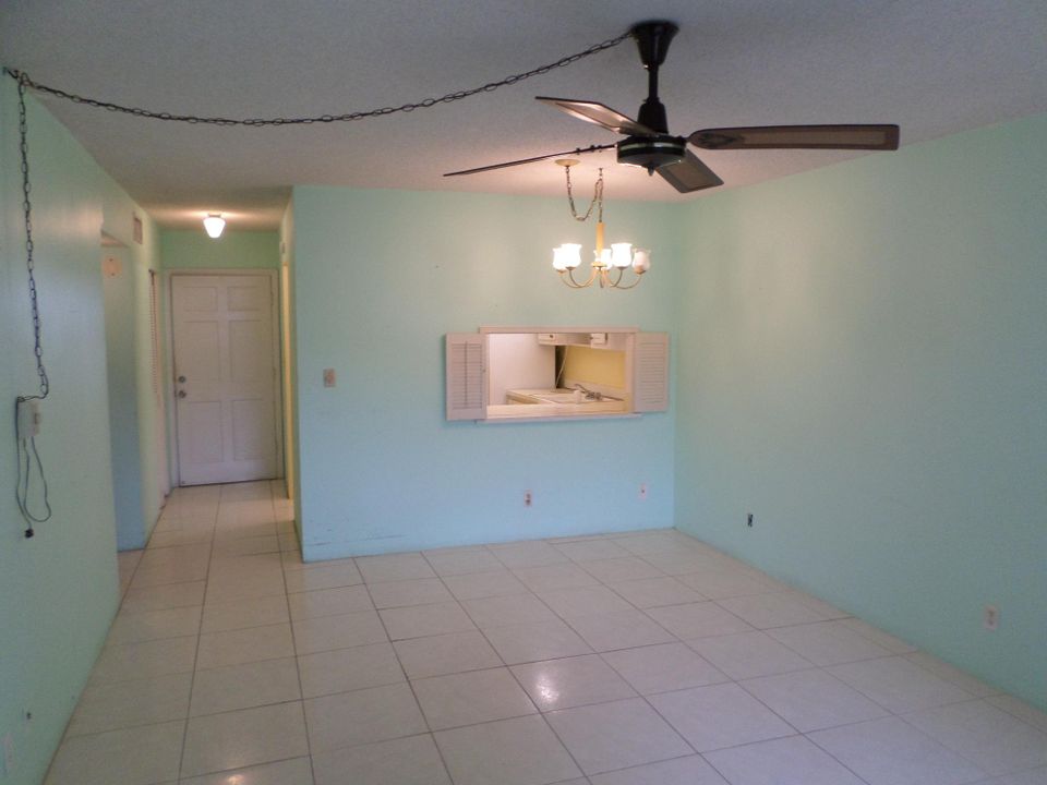 Recently Sold: $19,900 (1 beds, 1 baths, 744 Square Feet)