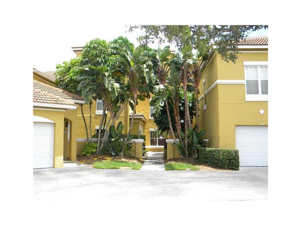 Recently Sold: $134,900 (2 beds, 2 baths, 1471 Square Feet)