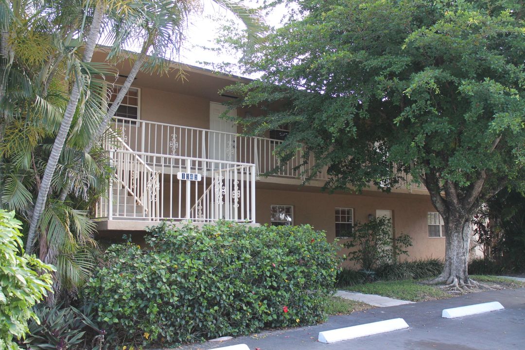 Vendido Recientemente: $850,000 (0 camas, 0 baños, 3840 Pies cuadrados)