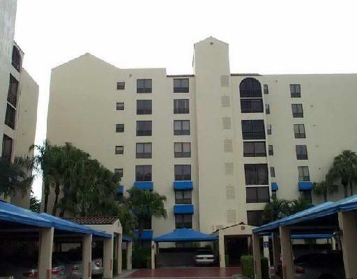 Recently Sold: $300,000 (3 beds, 2 baths, 1870 Square Feet)