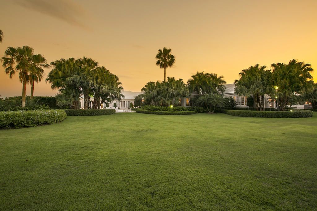 Recently Sold: $4,500,000 (6 beds, 7 baths, 9646 Square Feet)