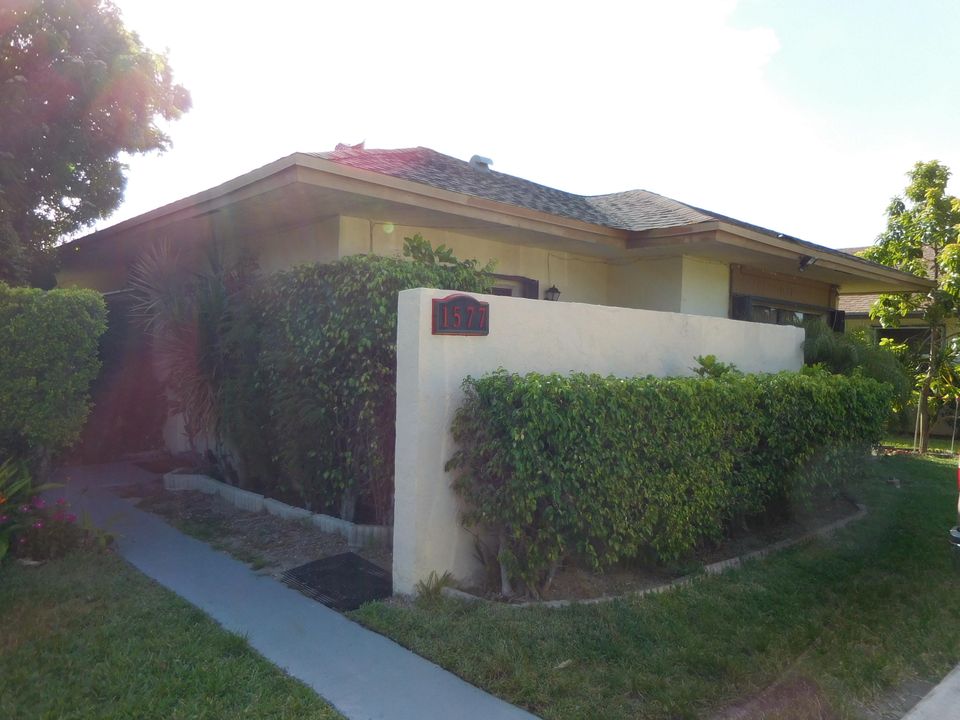 最近售出: $131,000 (2 贝兹, 2 浴室, 1176 平方英尺)