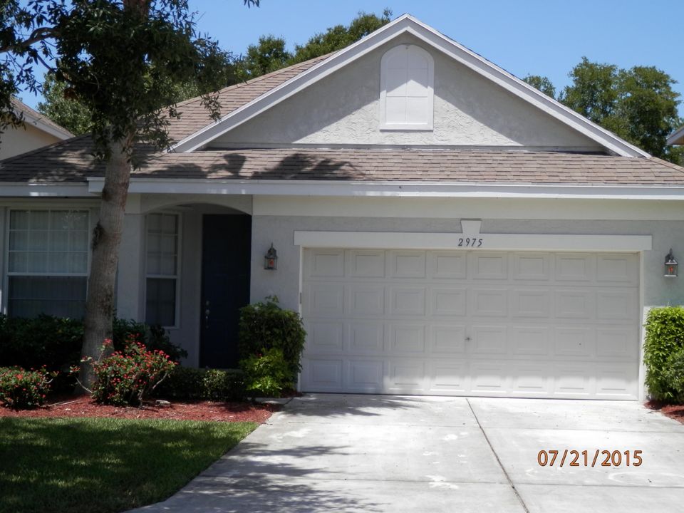 Recently Sold: $255,000 (4 beds, 2 baths, 1842 Square Feet)