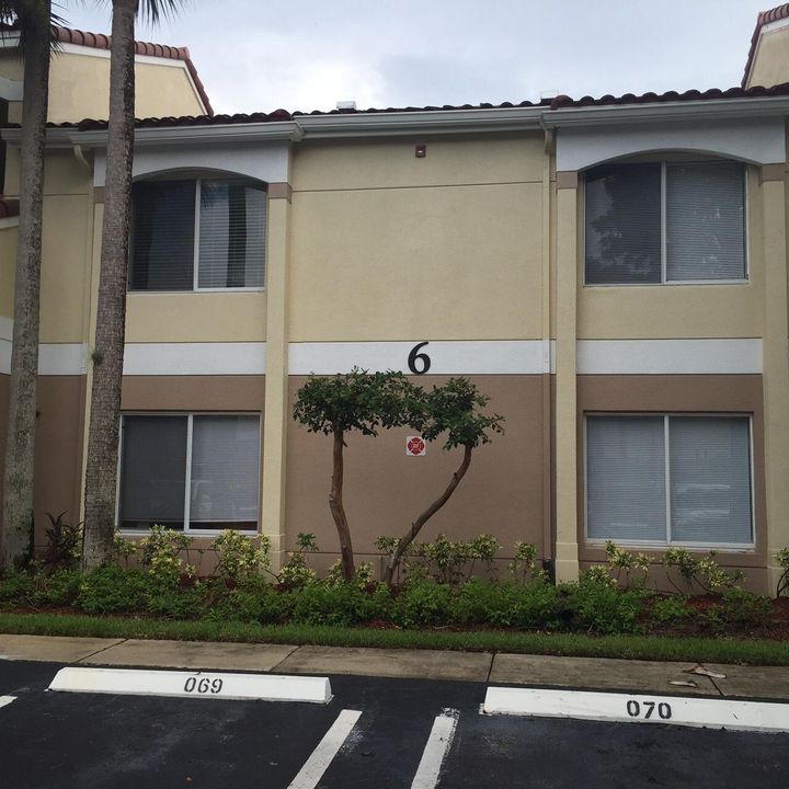 最近租的: $1,050 (1 贝兹, 1 浴室, 791 平方英尺)