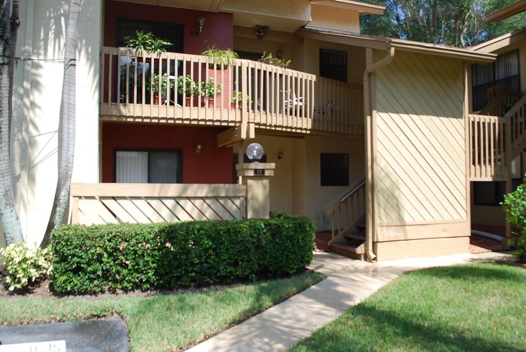 Vendido Recientemente: $122,900 (2 camas, 2 baños, 1180 Pies cuadrados)