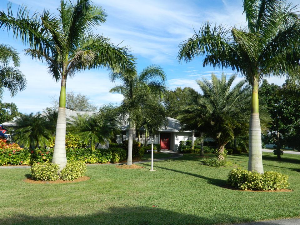 最近售出: $449,000 (3 贝兹, 2 浴室, 2158 平方英尺)