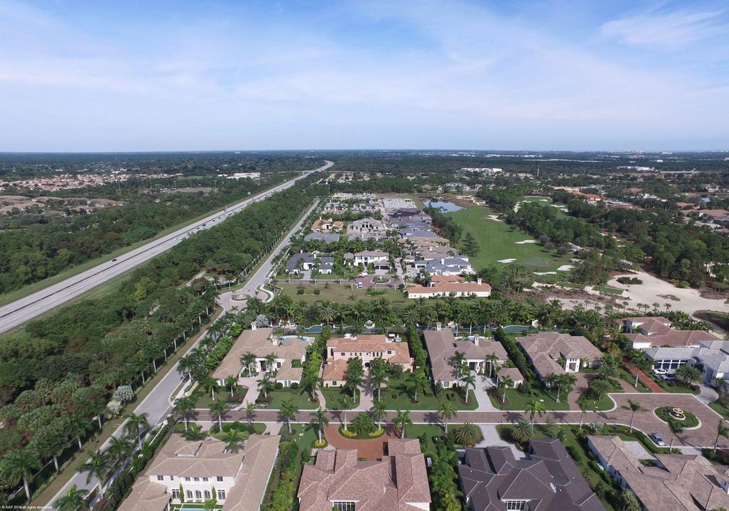 Recently Sold: $4,350,000 (6 beds, 7 baths, 6595 Square Feet)