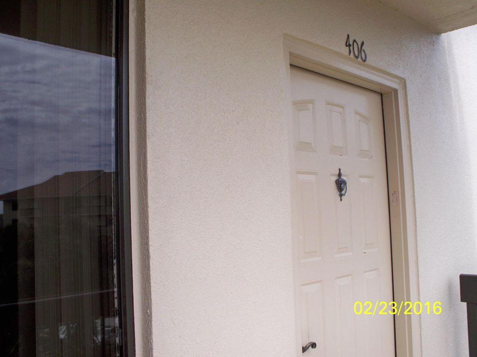 Recently Rented: $1,800 (2 beds, 2 baths, 1350 Square Feet)