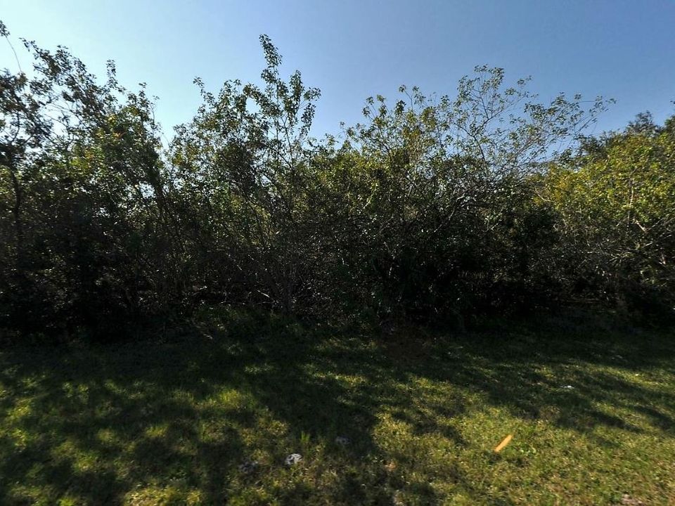 Vendido Recientemente: $22,000 (0 camas, 0 baños, 0 Pies cuadrados)