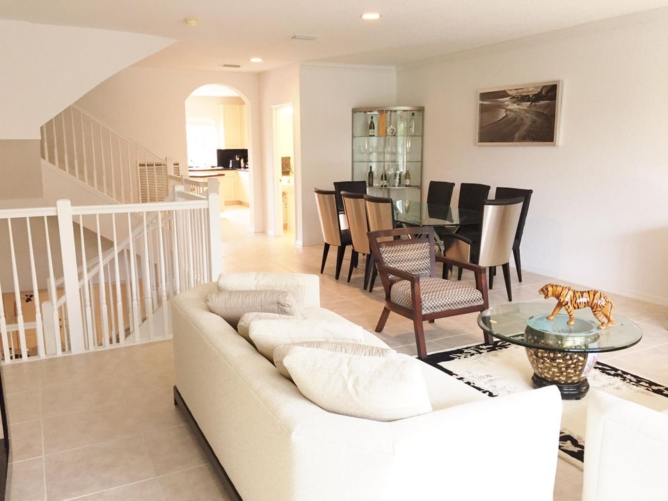 Recently Sold: $597,700 (3 beds, 3 baths, 2700 Square Feet)