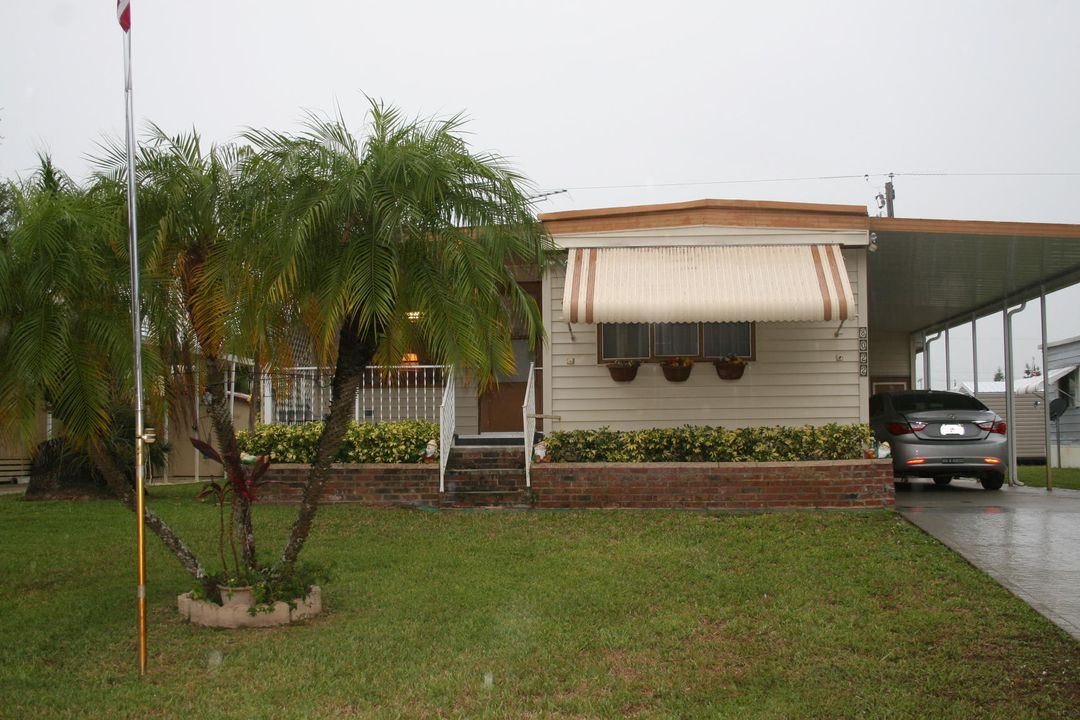Recently Sold: $60,000 (2 beds, 2 baths, 952 Square Feet)