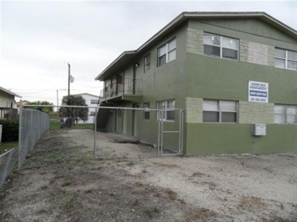 Recently Sold: $175,000 (0 beds, 0 baths, 2592 Square Feet)