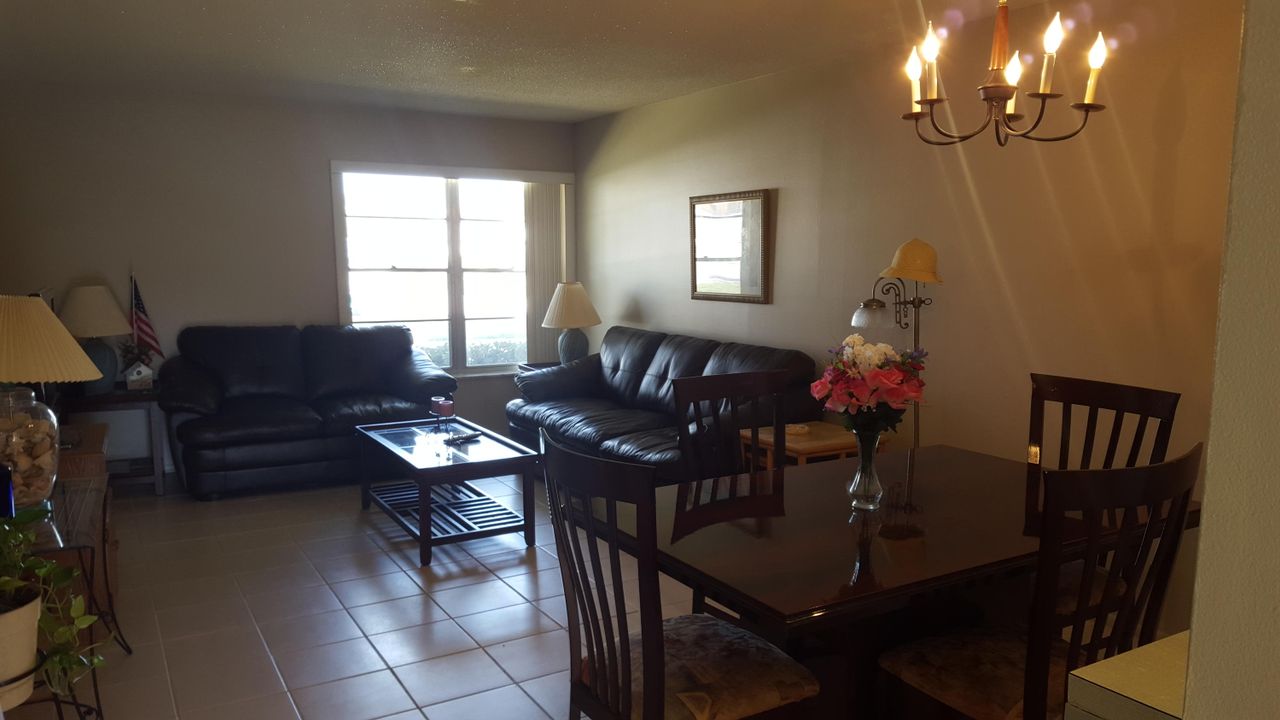 Recently Sold: $49,900 (1 beds, 1 baths, 660 Square Feet)