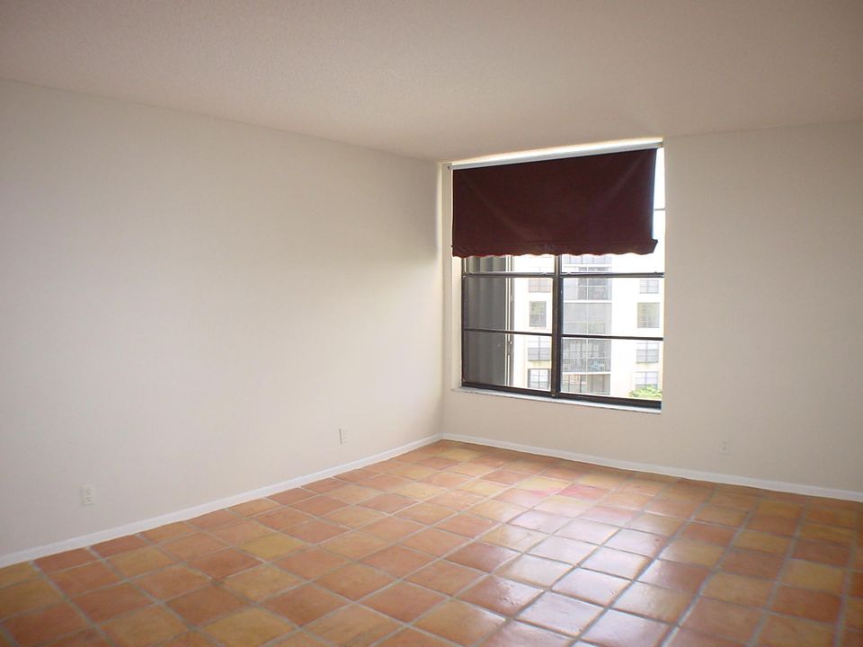 Recently Rented: $1,495 (2 beds, 2 baths, 1095 Square Feet)