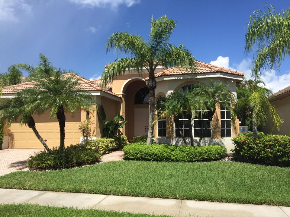 Recently Sold: $399,000 (3 beds, 3 baths, 3190 Square Feet)