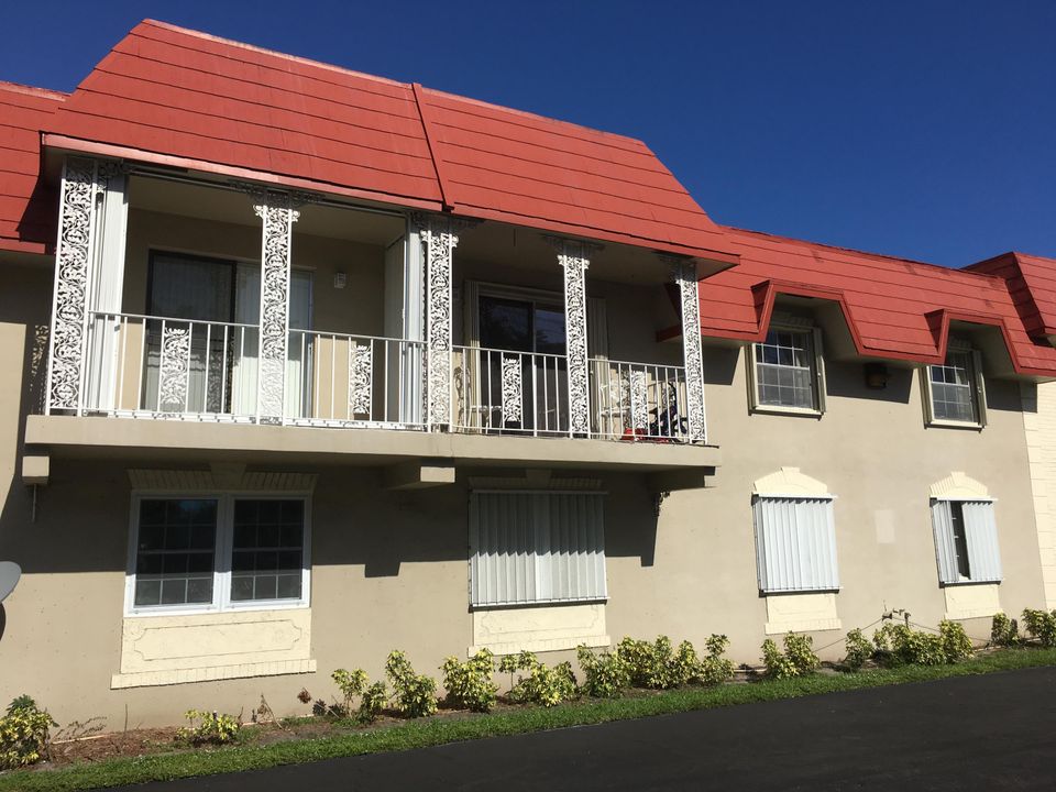 Недавно арендовано: $1,250 (2 спален, 2 ванн, 1100 Квадратных фут)