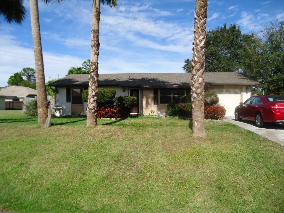 Vendido Recientemente: $139,900 (2 camas, 2 baños, 930 Pies cuadrados)