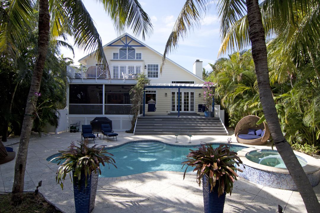 Recently Sold: $1,895,000 (4 beds, 4 baths, 3254 Square Feet)