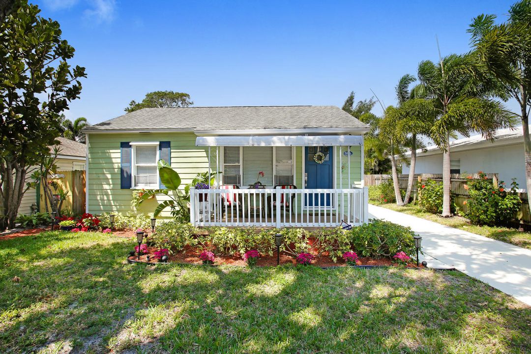 Recently Sold: $178,000 (2 beds, 1 baths, 754 Square Feet)