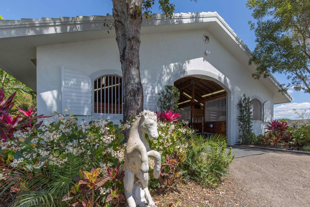 最近租的: $2,000 (1 贝兹, 1 浴室, 2811 平方英尺)