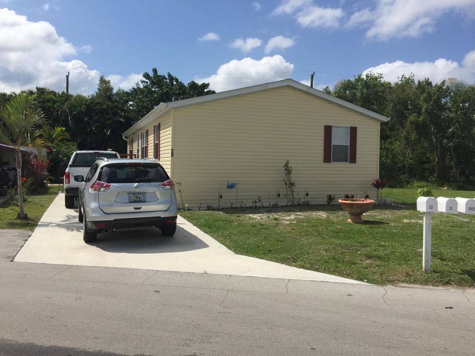 Recently Sold: $67,000 (3 beds, 2 baths, 1224 Square Feet)