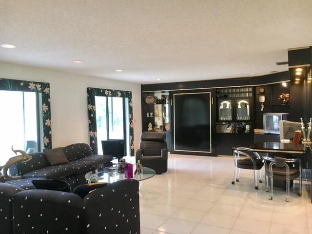 Recently Sold: $170,000 (2 beds, 2 baths, 1411 Square Feet)