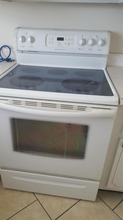 Vendido Recientemente: $49,900 (2 camas, 2 baños, 1089 Pies cuadrados)