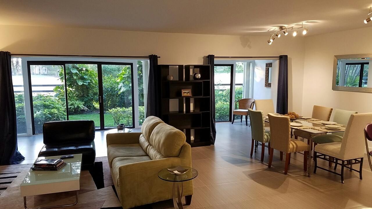 Recently Rented: $6,000 (3 beds, 3 baths, 1760 Square Feet)