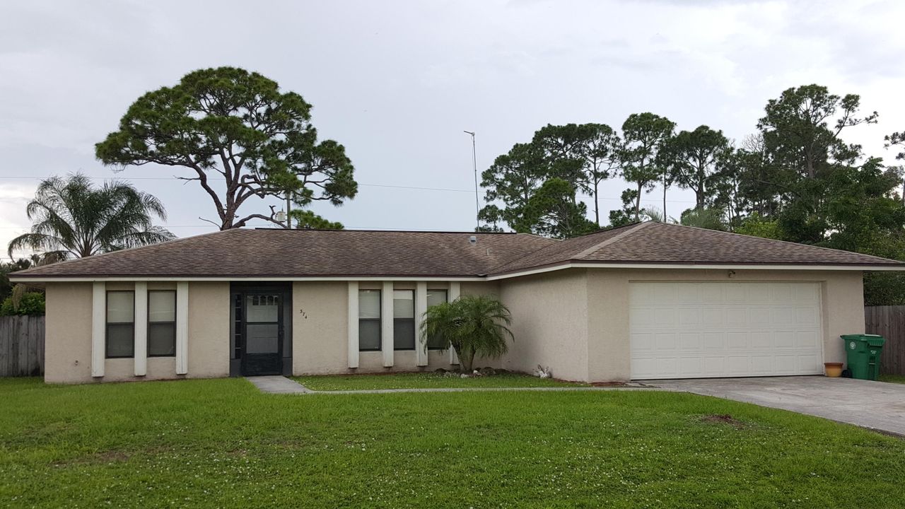 Recently Sold: $175,000 (3 beds, 2 baths, 1570 Square Feet)