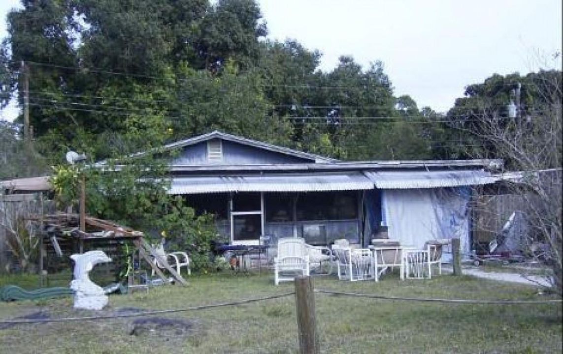 Recently Sold: $66,420 (3 beds, 2 baths, 1192 Square Feet)