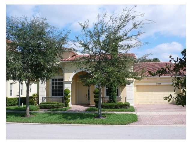 Recientemente alquilado: $3,400 (2 camas, 2 baños, 1785 Pies cuadrados)