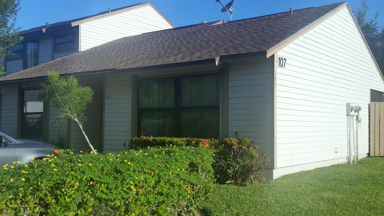 Недавно продано: $155,000 (2 спален, 2 ванн, 1284 Квадратных фут)