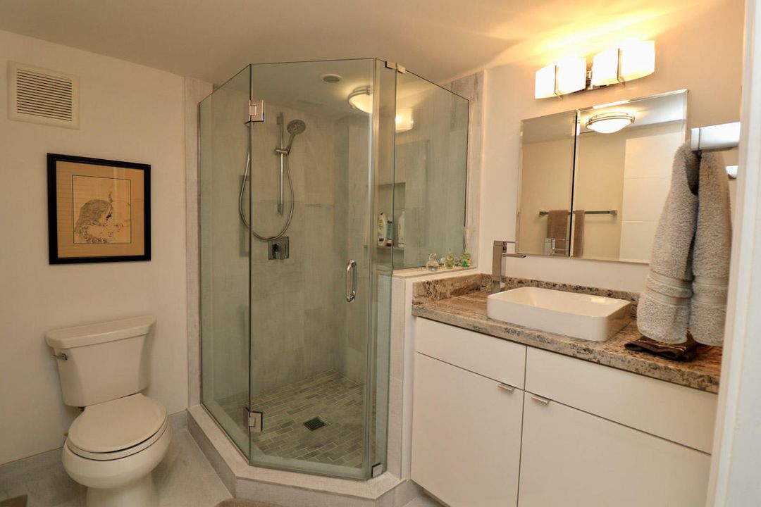 最近租的: $6,500 (2 贝兹, 2 浴室, 1144 平方英尺)