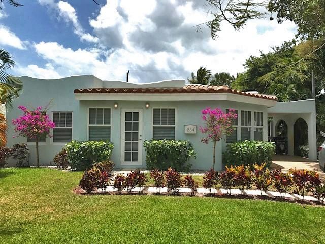 Recently Rented: $3,750 (3 beds, 3 baths, 1800 Square Feet)
