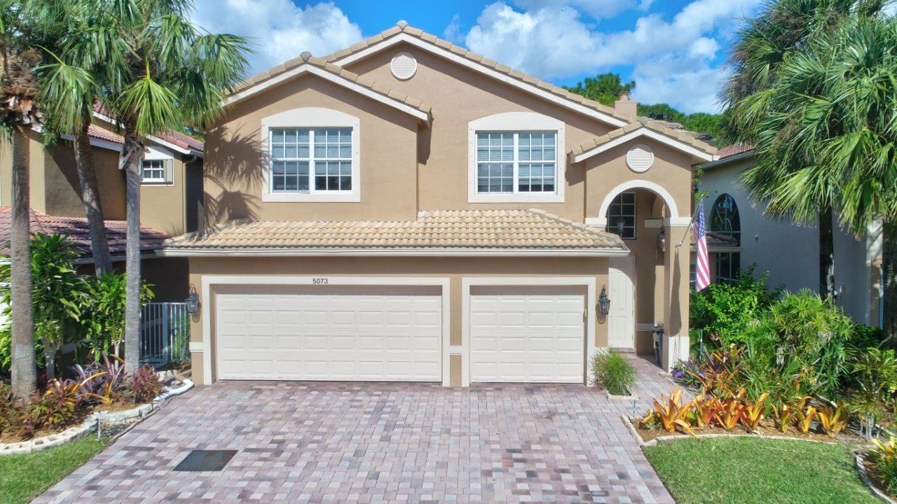 Vendido Recientemente: $445,900 (5 camas, 2 baños, 3057 Pies cuadrados)