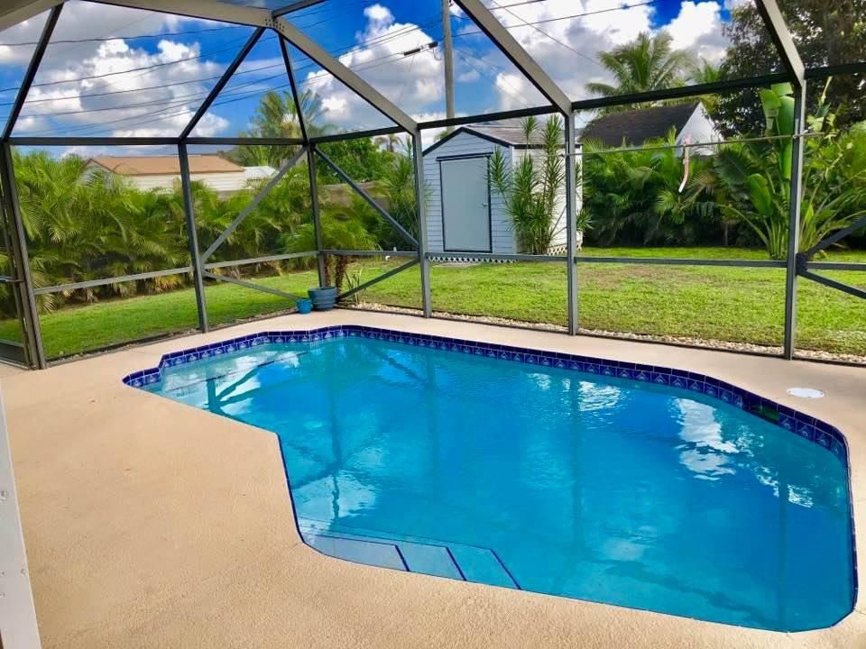 Recently Sold: $195,900 (3 beds, 2 baths, 1126 Square Feet)