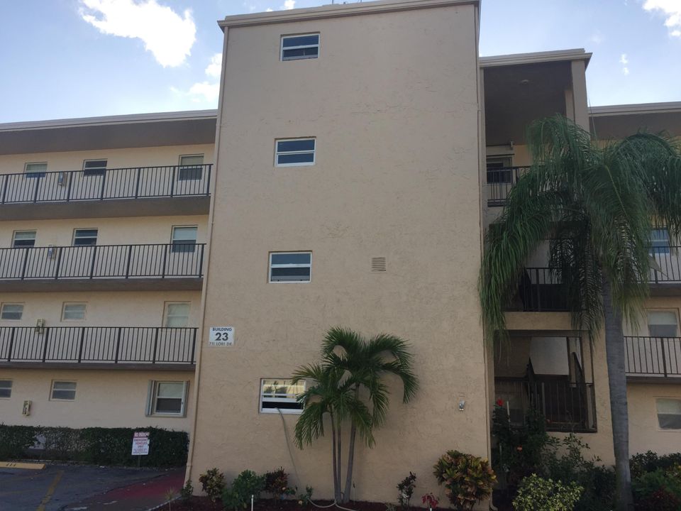 Recently Sold: $34,900 (1 beds, 1 baths, 696 Square Feet)