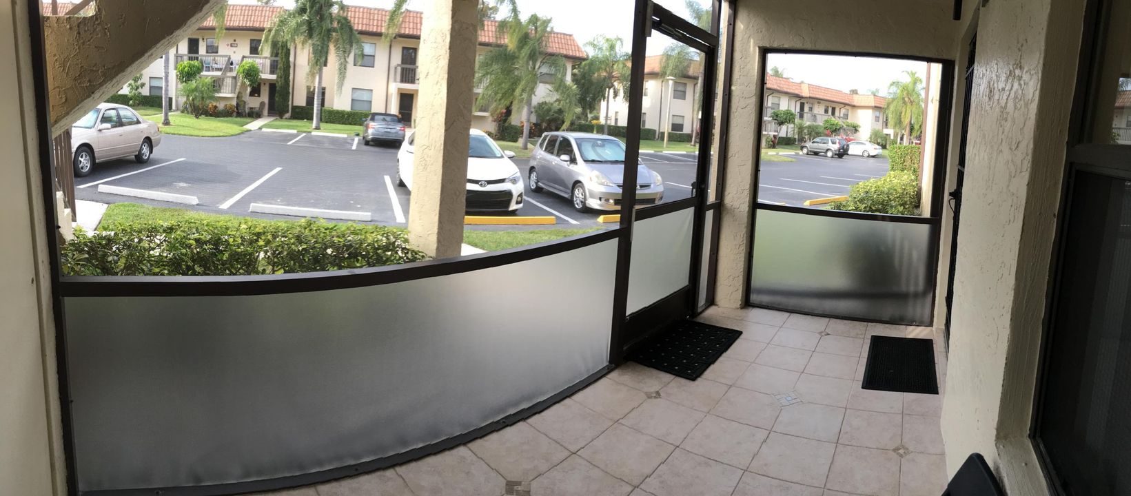 Recently Rented: $1,350 (2 beds, 2 baths, 815 Square Feet)