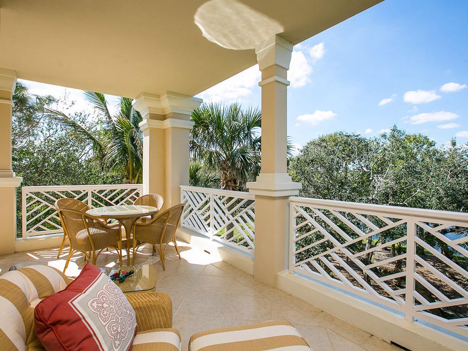 Recently Sold: $1,150,000 (4 beds, 3 baths, 3458 Square Feet)