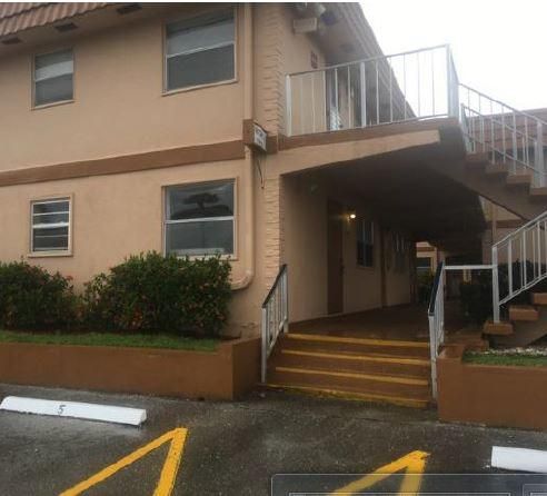 Недавно продано: $53,900 (2 спален, 2 ванн, 883 Квадратных фут)