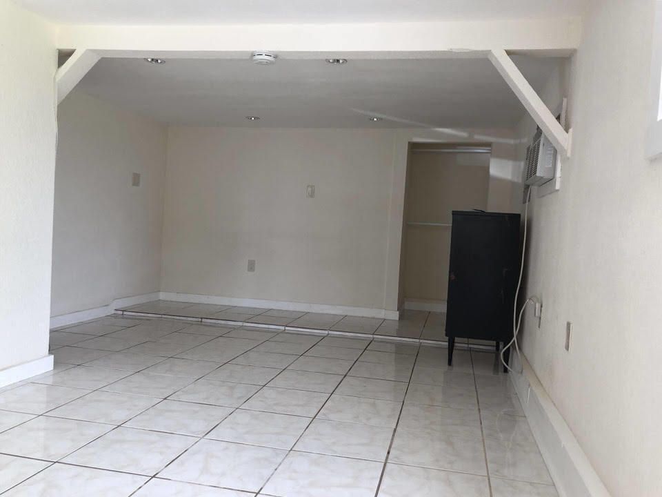 Recently Rented: $600 (1 beds, 1 baths, 840 Square Feet)