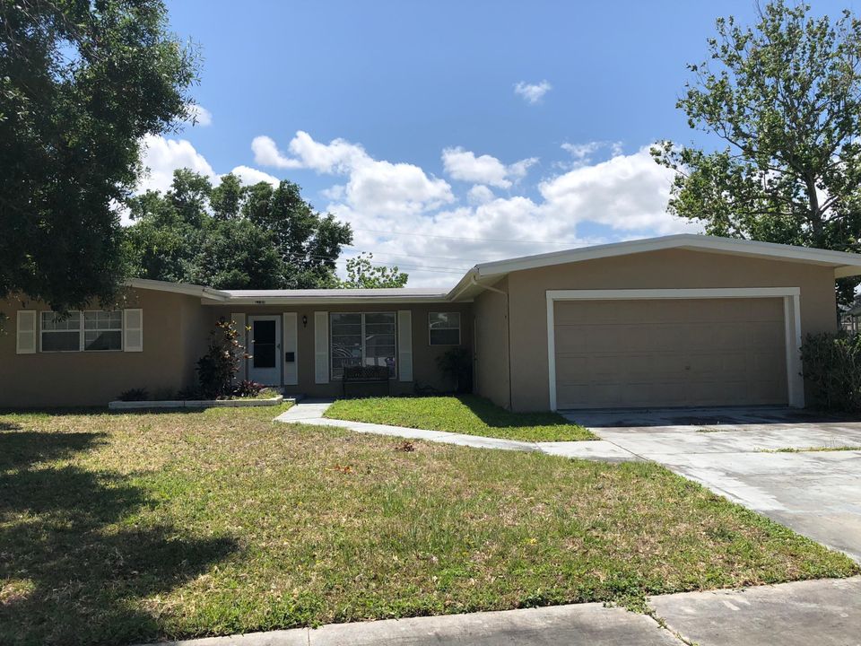 Recently Sold: $99,900 (3 beds, 2 baths, 1424 Square Feet)