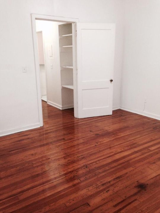 Recently Rented: $1,215 (1 beds, 1 baths, 655 Square Feet)