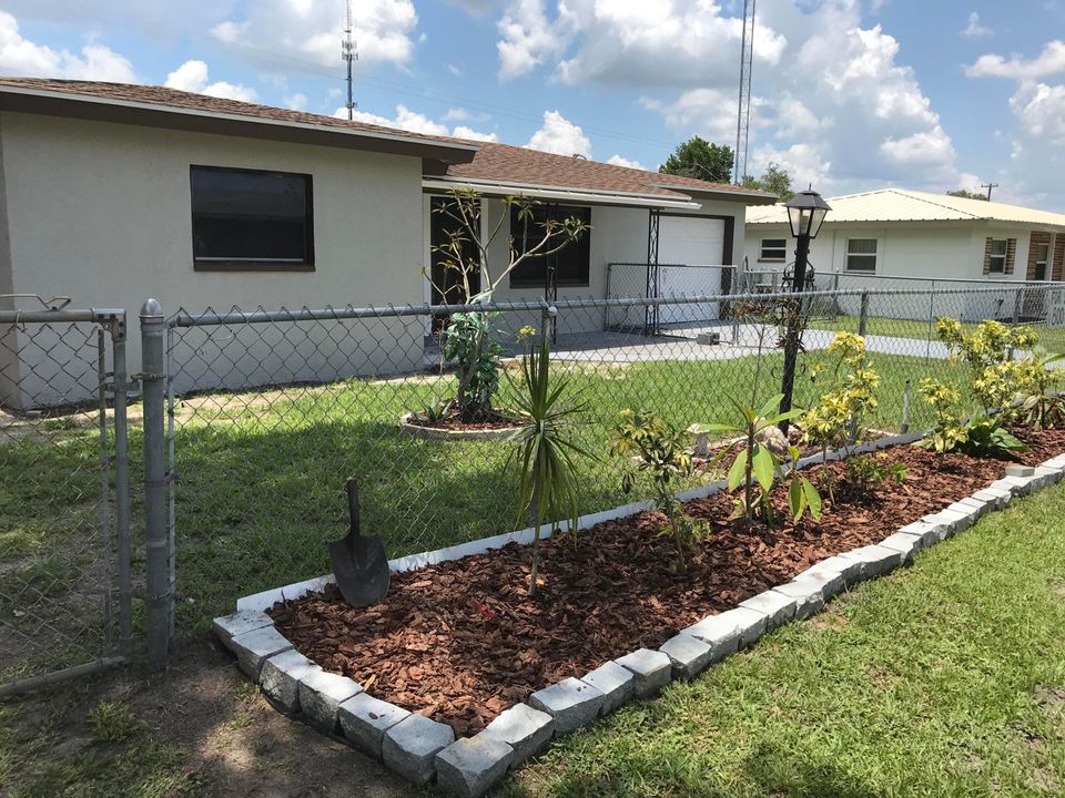 Recently Sold: $110,500 (2 beds, 2 baths, 1017 Square Feet)