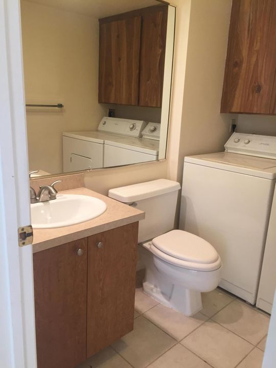 Recently Rented: $1,575 (2 beds, 2 baths, 1236 Square Feet)