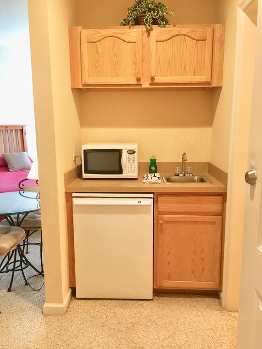 Recently Rented: $3,300 (2 beds, 2 baths, 1312 Square Feet)