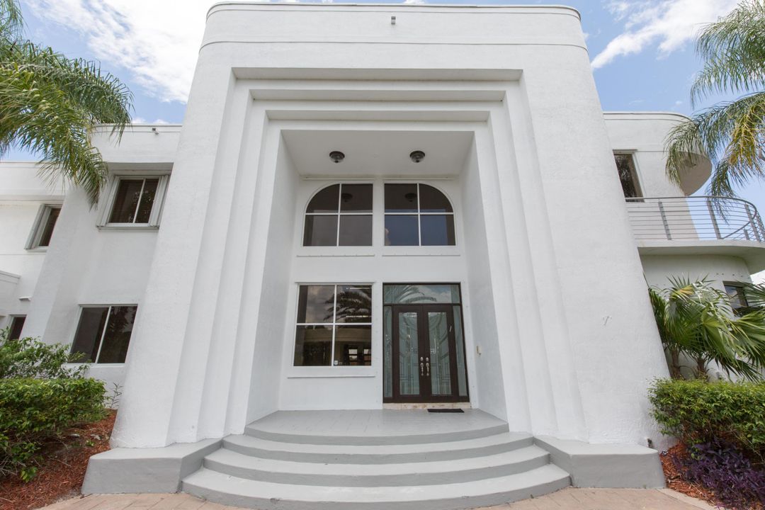 Недавно арендовано: $15,000 (6 спален, 6 ванн, 5553 Квадратных фут)