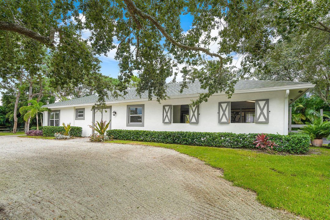 Recientemente alquilado: $81,000 (1 camas, 1 baños, 3621 Pies cuadrados)