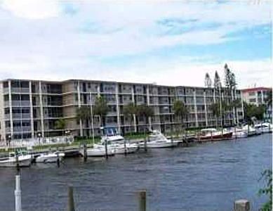 Recently Rented: $1,450 (2 beds, 2 baths, 1154 Square Feet)